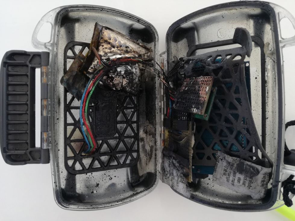 Broken DiveIno